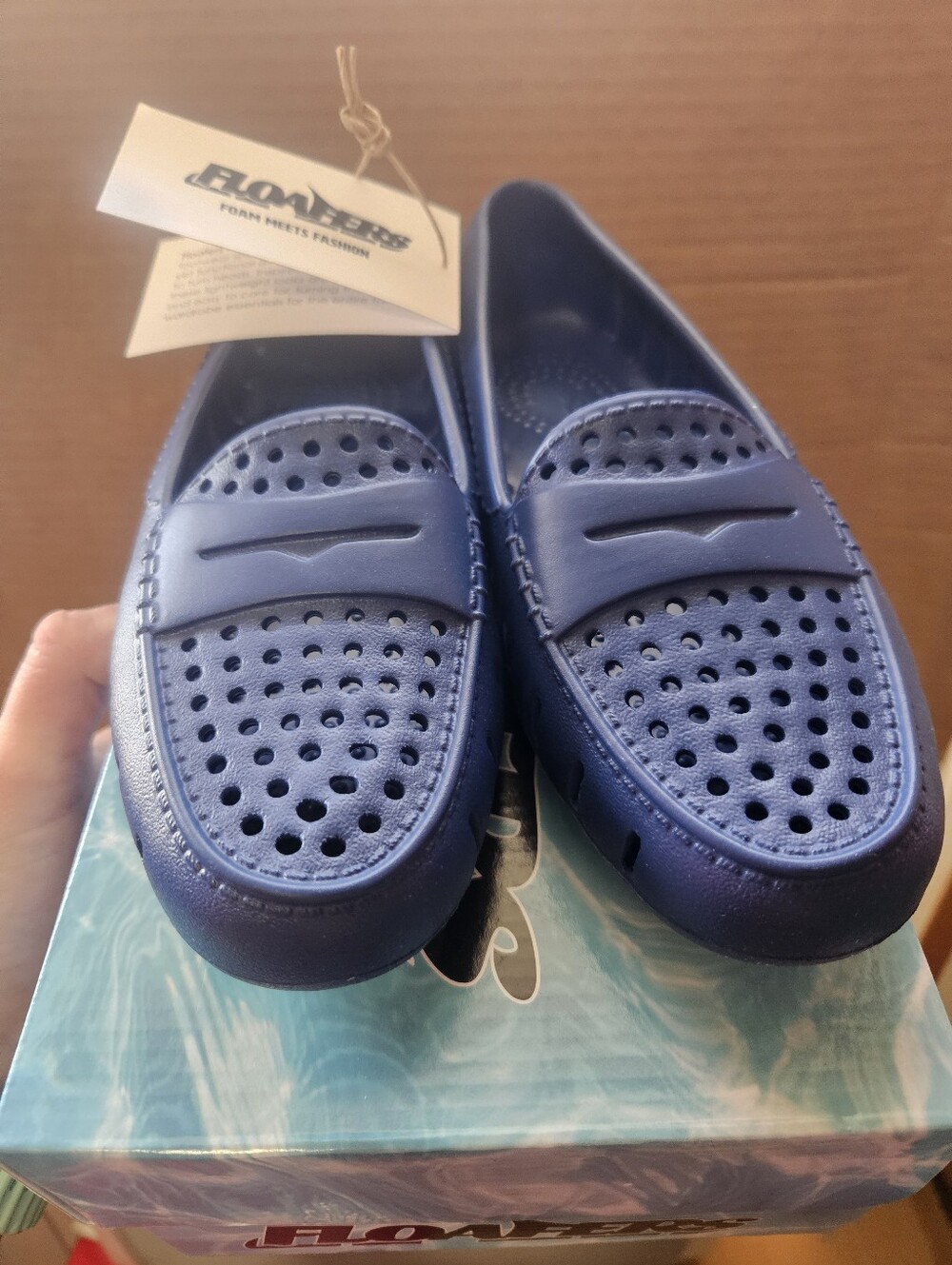 Floafers Women's Posh Driver Loafer: NAVY PEONY: NEW IN BOX: SIZE 5